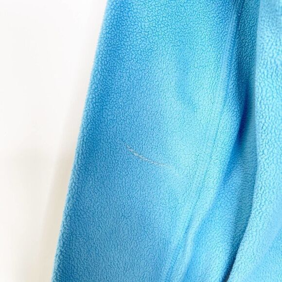 THE NORTH FACE Blue Fleece Sweater  - Picture 9 of 9